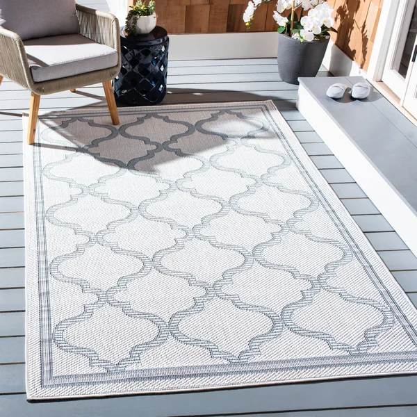 Safavieh Bermuda 810 Area Rug, Light Blue, Ivory, 6&7x22 x 6&7x22 Round