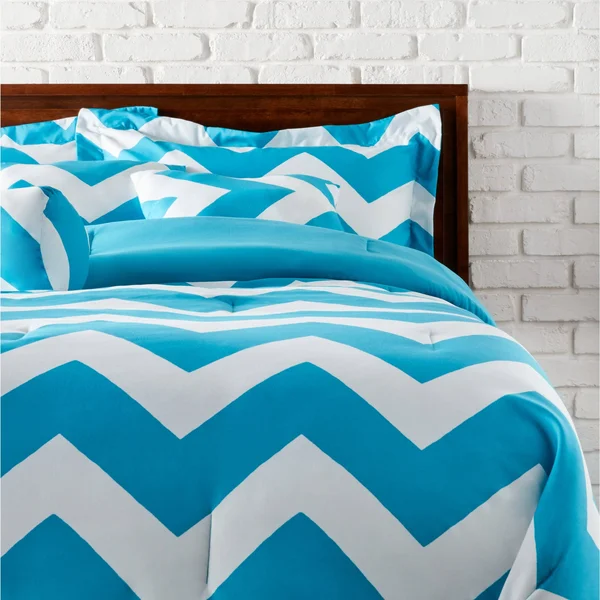 LCM Home Fashions 7-Piece Beige Chevron Comforter Set Blue/White King