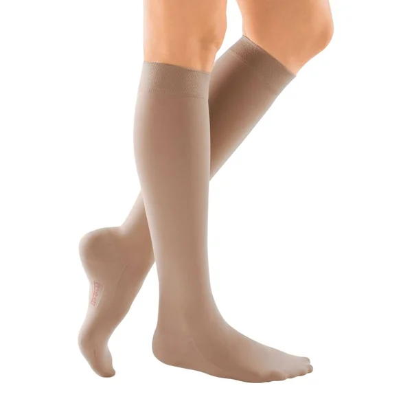 Mediven Comfort 30-40 mmHg Knee High Closed Toe Size VII Petite