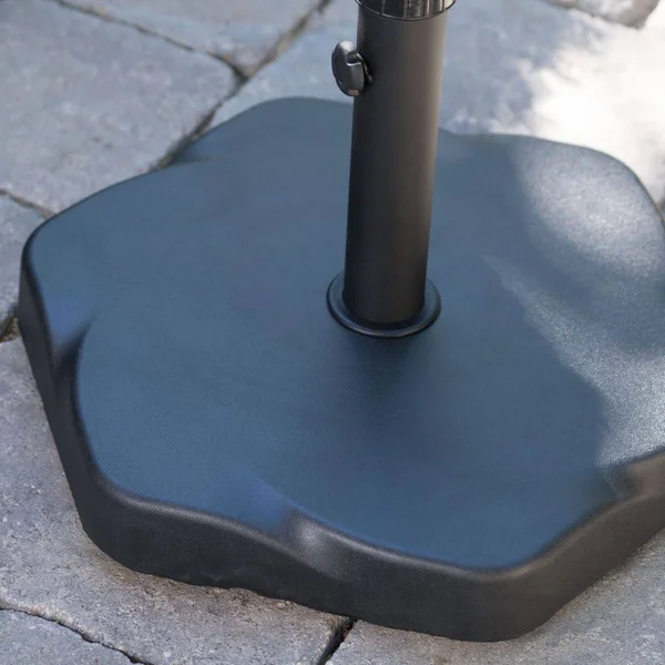 Salazar 66-pound Umbrella Base Black