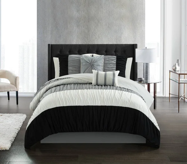 Chic Home Faye Ruched Color Block Bed in A Bag (7- or 9-Piece) Black Queen Other