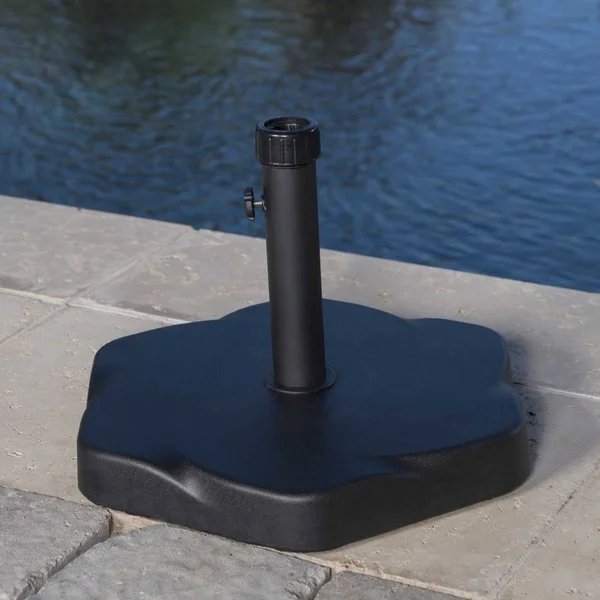 Salazar 66-pound Umbrella Base Black