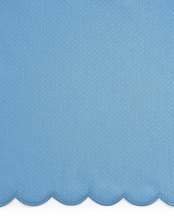 Matouk Savannah Gardens Table Linens - Oblong Table Cloth - Azure/Azure