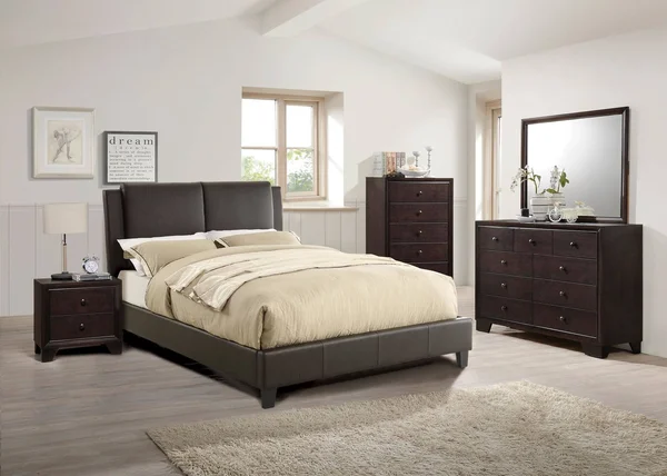 Poundex Brown Queen Bed F9336Q