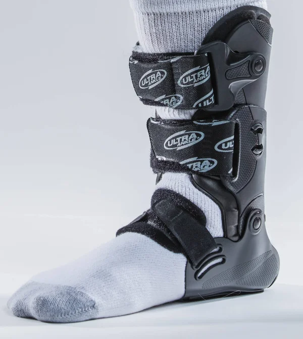 Ultra CTS (Custom Treatment System) Ankle Brace for Acute Ankle Injuries – Treat and Rehabilitate Low and High Ankle Injuries an