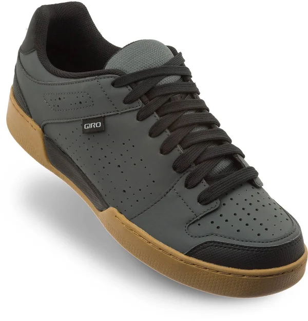 Giro Jacket II Shoes Dark Shadow, Gum 45