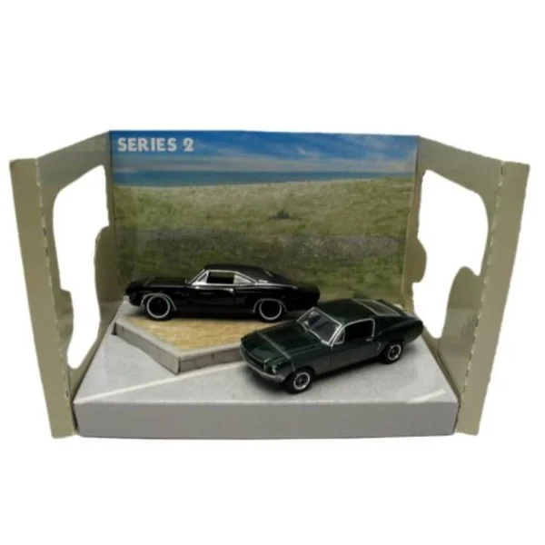 Greenlight 1:64 Diormas Bullitt/ Steve McQueen Series 2