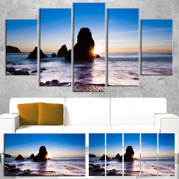 Design Art 'Sunset at Rodeo Beach Panorama' Photographic Print on Wrapped Canvas - Size: 28 inch x 60 inch, Blue